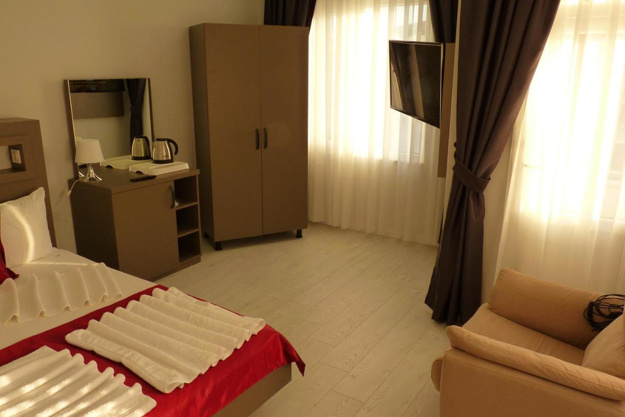 Konyaalti Hotel Antalia Esterno foto