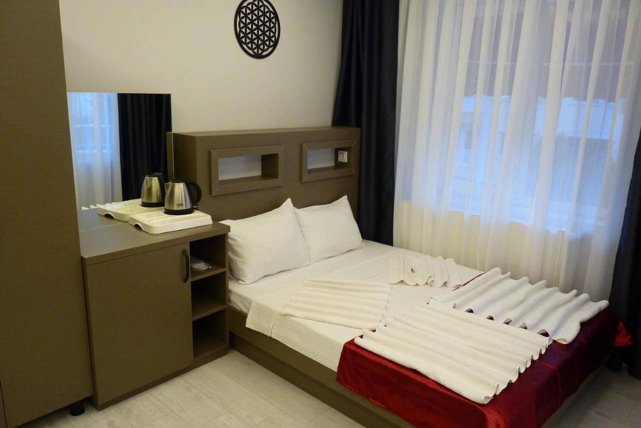 Konyaalti Hotel Antalia Esterno foto