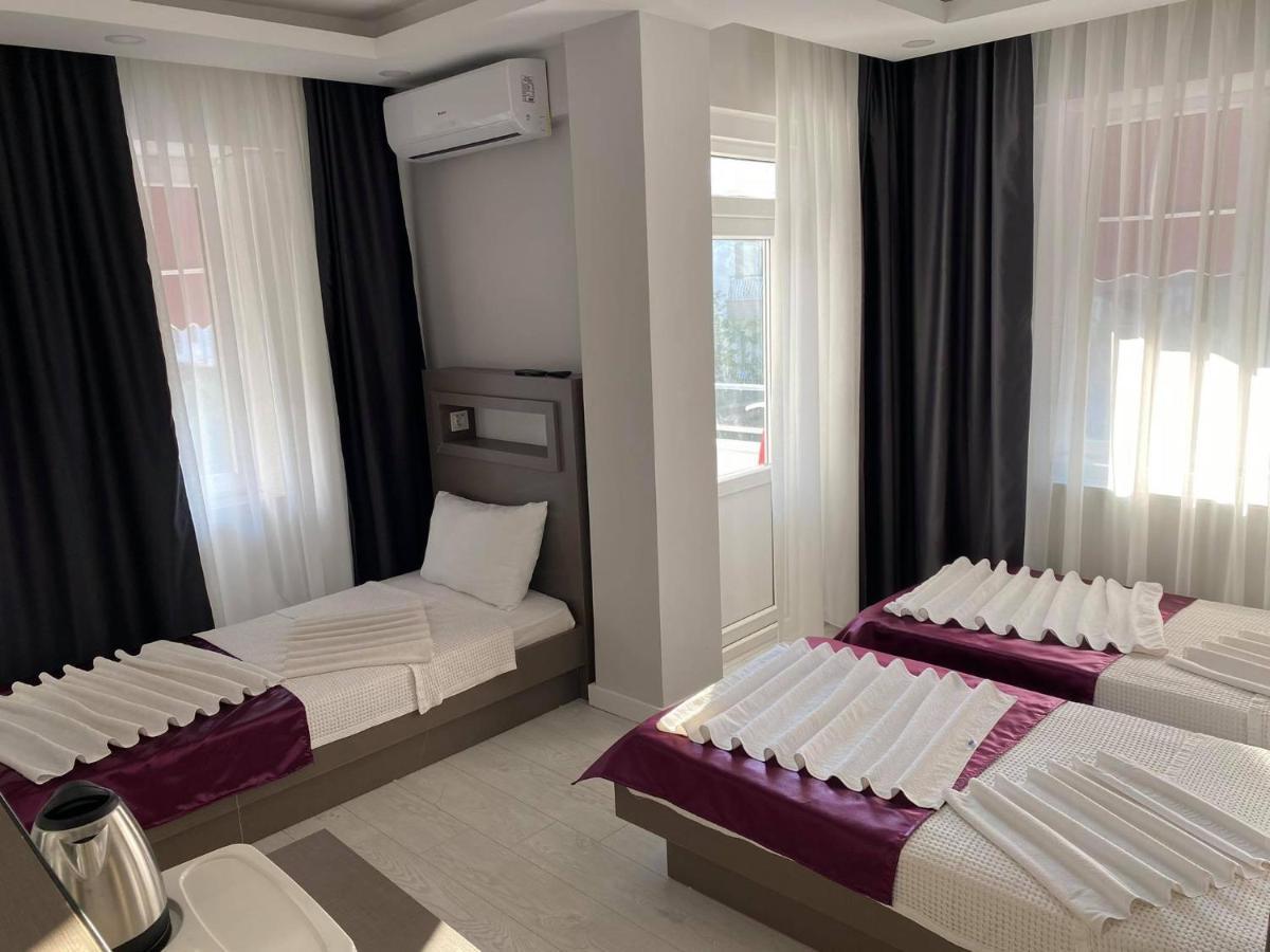 Konyaalti Hotel Antalia Esterno foto