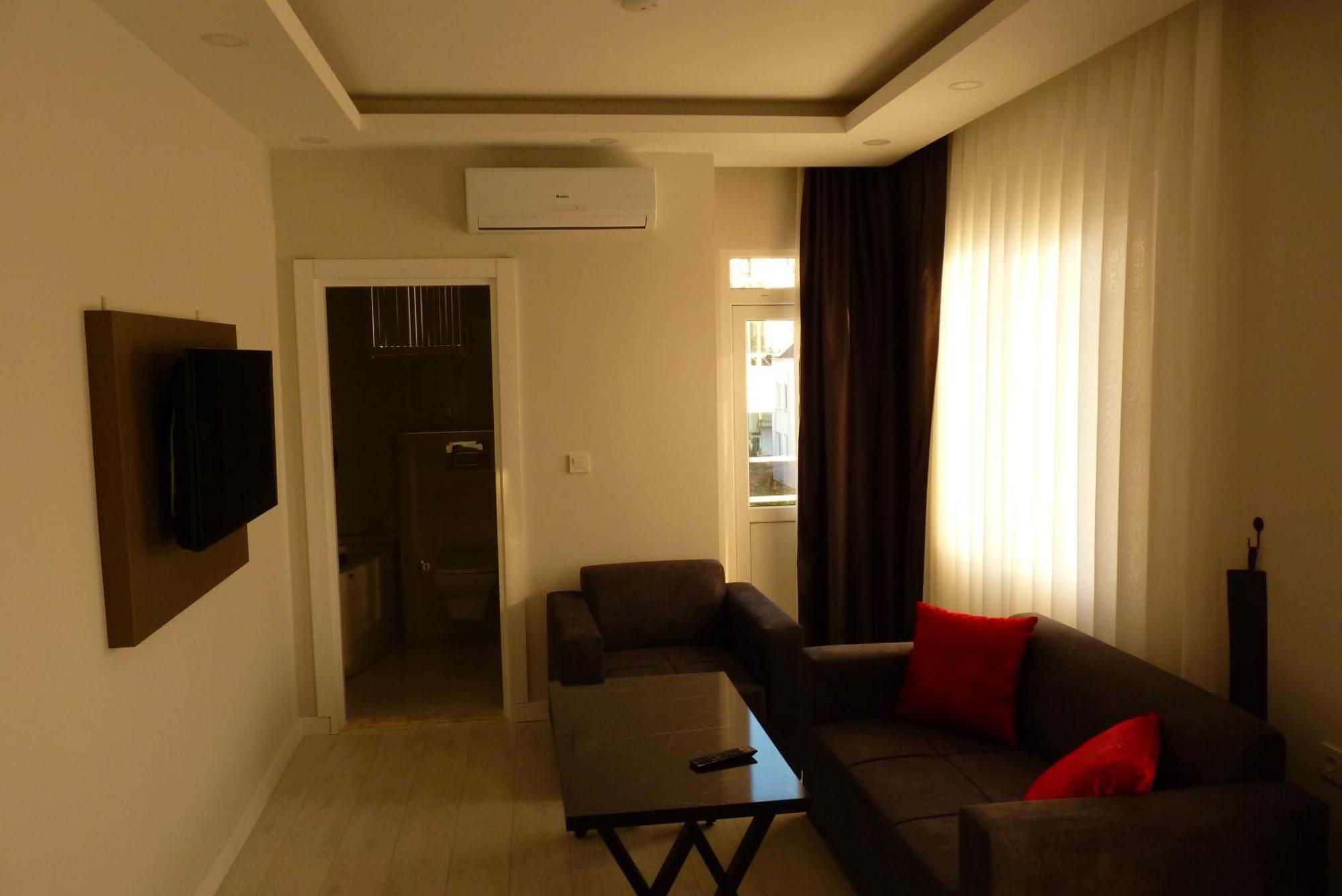 Konyaalti Hotel Antalia Esterno foto